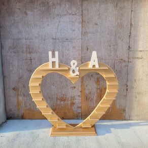 Ferror Rocher Wedding Heart Stand