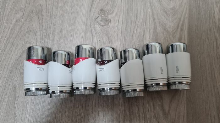 Drayton TRV4 White / Chrome Thermostatic Radiator Head