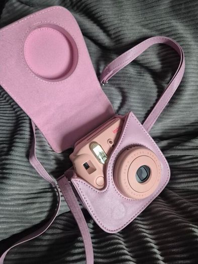Pink Fujifilm Instax Mini 8 + Case (USED ONCE - Mint Condition)