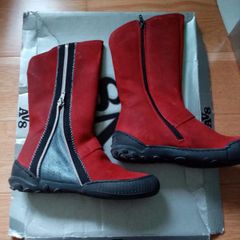 Dubarry Av8 Boots ,new .size 2/35