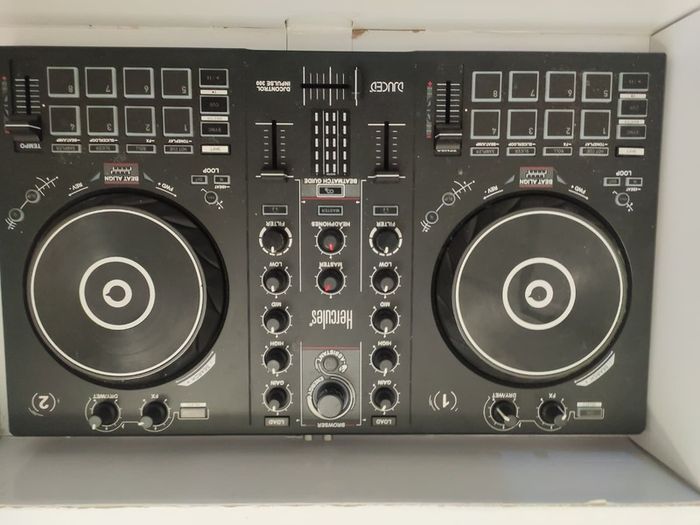 Hercules DJControl Inpulse 300