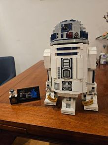 R2-D2 Lego Retired