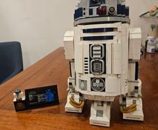 R2-D2 Lego Retired