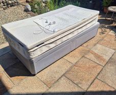 Single bed with Mattress and mattress topper