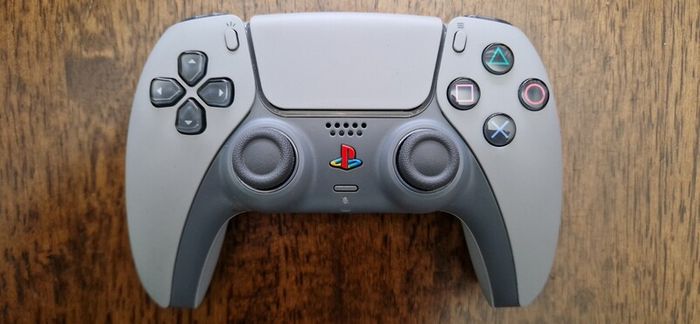 PS5 Dualsense 30th Anniversery Limited edition
