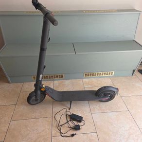 E scooter