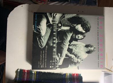 led zeppelin book.
