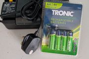 Battery Charger and pack of batteries
