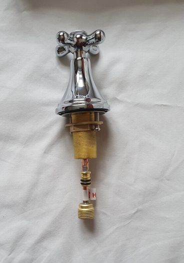 Brand new kelelife basin mixer tap with two handles polished chrome