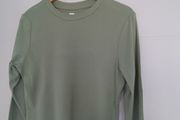 women's long sleeves top. Size L