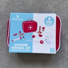 Brand New Children's Doctors/ Medical Kit Playset Wooden