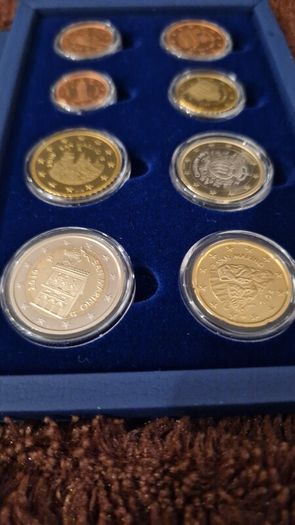 San Marino 2010 2011 euro coin proof sets