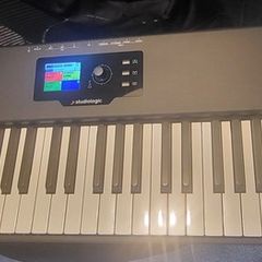 Studiologic SL73 Studio