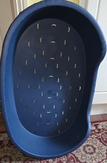 Xl Blue heavy Dog Plastic Bed 90cm