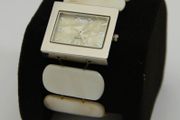 Ladies Quartz Watch