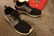 nike black grey runners shoes