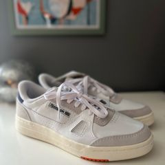 Reebok lt court