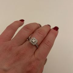 Womens ring