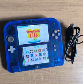 Nintendo 2DS with 20 games