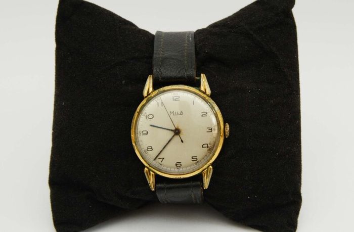 Vintage Swiss Made Mila Gold Gents Manual Watch