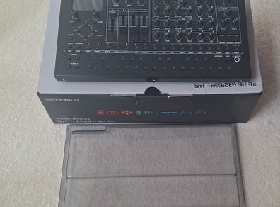 Roland SH4D synth with Decksaver