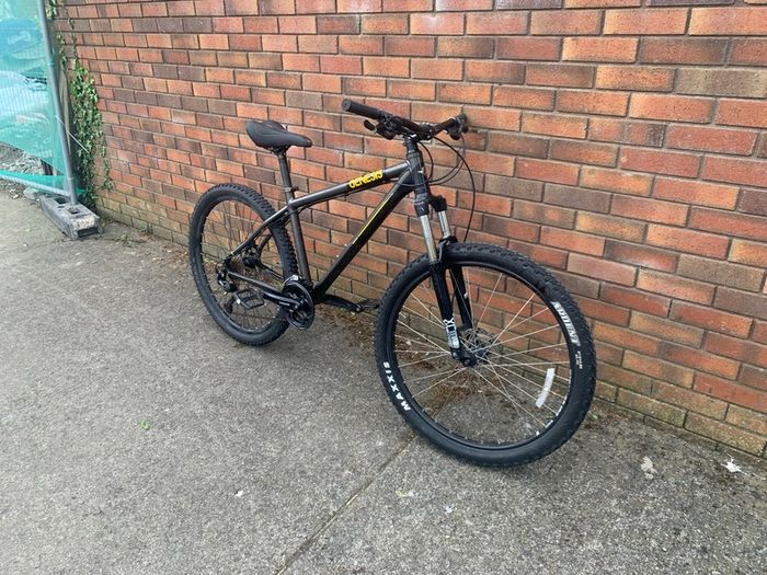 27.5 Inch Genesis Core10 mountain bike