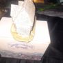 This collectible David Winter Cottage from 1985 features the HOGS HEAD BEER HOUSE, with Box Image 4