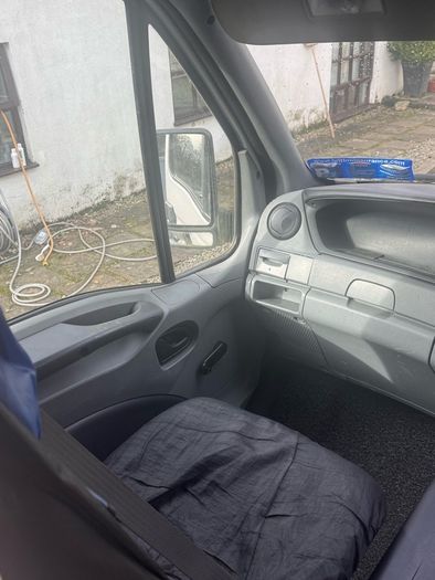 Camper Iveco Daily 2.3l  - Fully Off-Grid & Logbook Registered