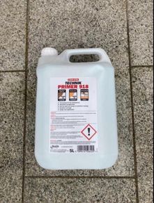Primer for tiling