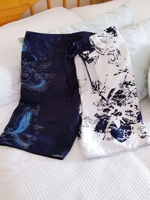 Navy & White Shorts Waist 30