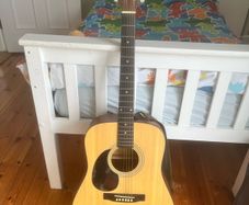 left hand acoustic