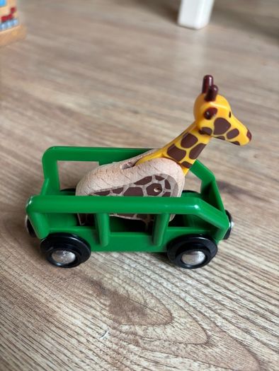 Brio Giraffe Wagon