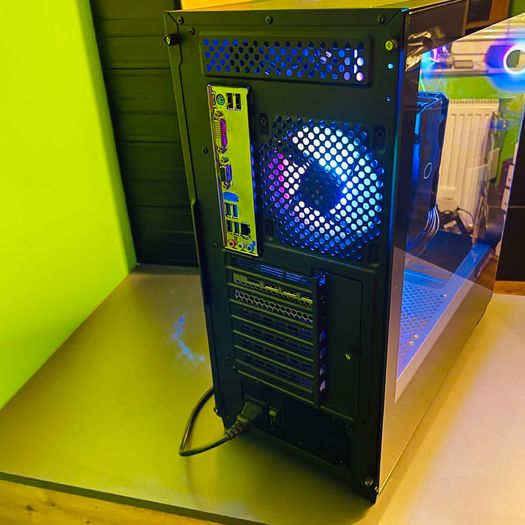 Pc Ryzen 5 5600xt, Rtx 5060, 32gb Ddr4