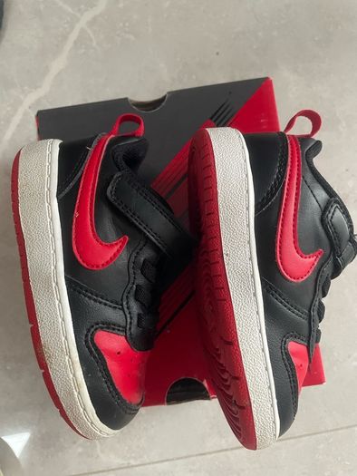 Nike court borough toddler size 5