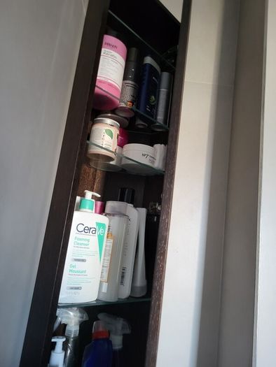 Wall hung corner bathroom unit