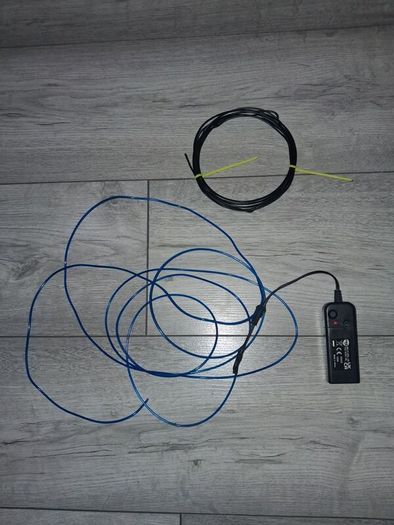 Fizz Creations Make Your Own Neon Sign - 1 Metre Neon Blue String With x3 Different Settings & 3 Metre Shape Wiring - RRP - 18.99