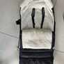 UPPAbaby Vista V2 Full Travel System and Extras Image 5