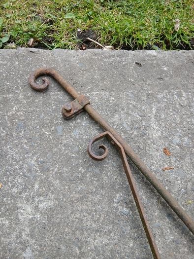 antique swing sign bracket