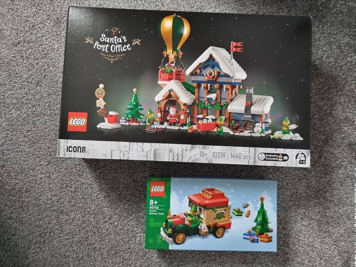 LEGO Christmas/ Winter Village Bundle