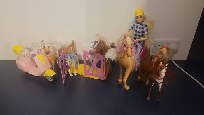 Barbie Horses and dolls