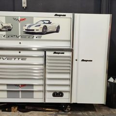 Snap on CORVETTE tool box with side locker