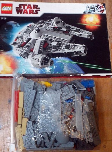 Lego Star Wars 7778: Midi-Scale Millennium Falcon (2009) 100% Complete (NO BOX)