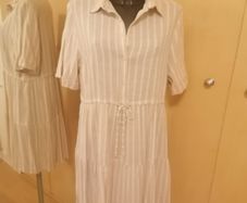Women's Dress NWT SIZE 16