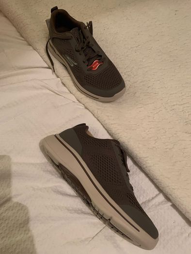 mens trainers