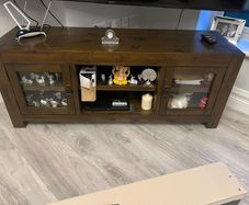 TV Unit holds upto 70 inch