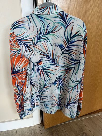 Boss silk blouse. Excellent condition. Size 36 /uk 10