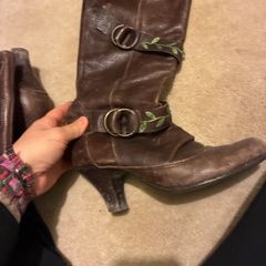 faith brown leather boots