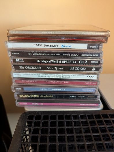 CD collection 200+ CDs pink floyd