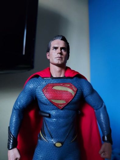 Superman Man Of Steel MMS200 Henry Cavill Hot Toys hottoys Figure