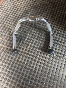 Multi-grip cable attachment